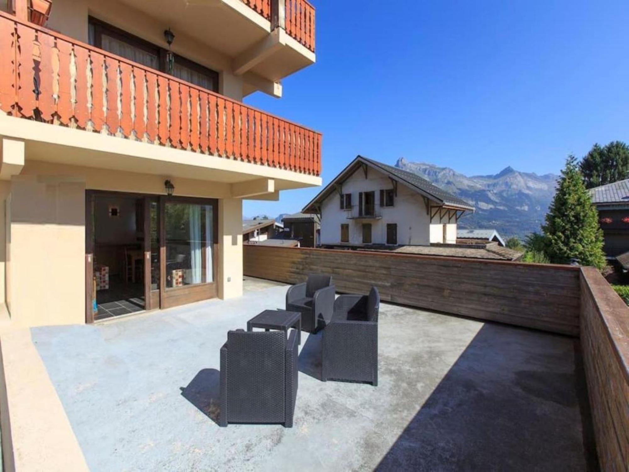 Les Aiguilles De Warens Aparthotel 3*