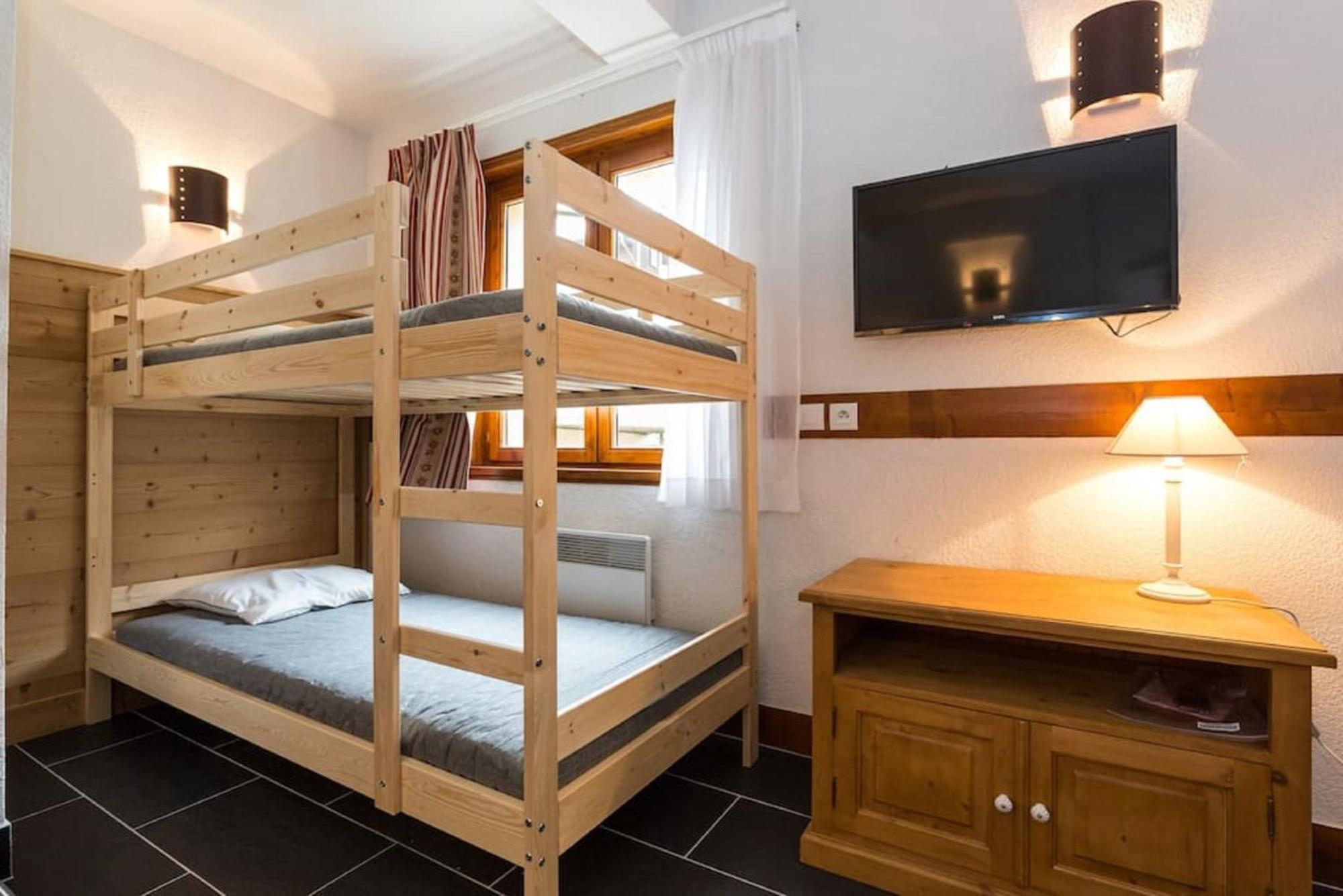 Les Aiguilles De Warens Aparthotel 3*